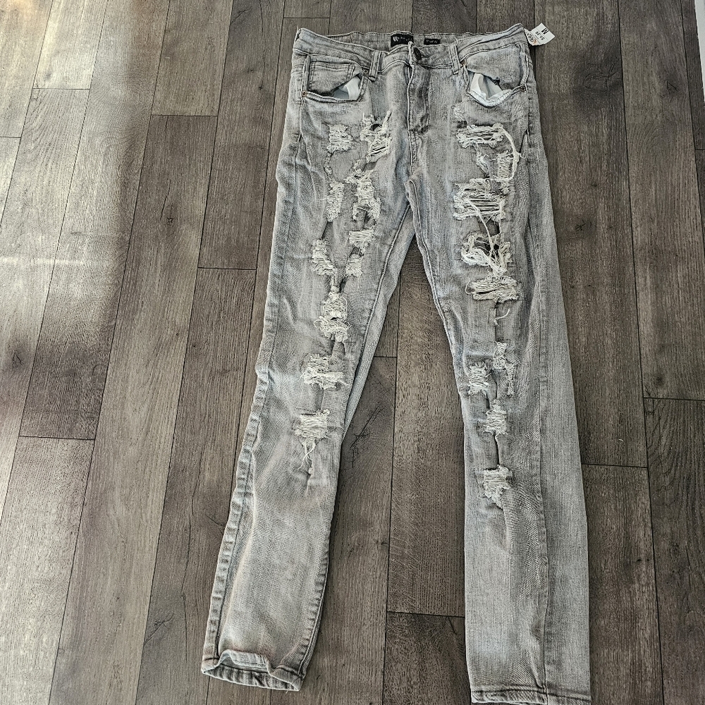WAIMEA Gray Distressed Jeans SIZE 34X32